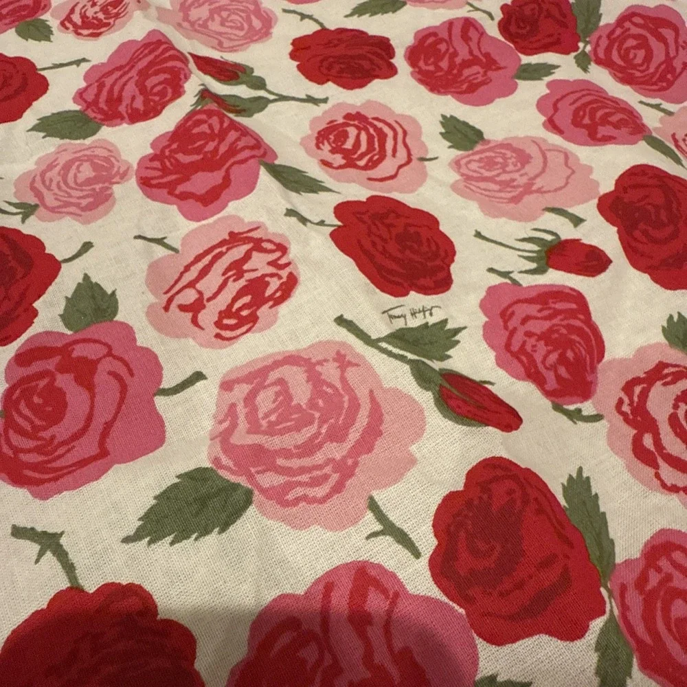 Tommy Hilfiger Pillowcase Sham Standard Red Pink  Roses‎ Flowers NWOT